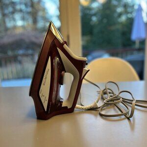 Rowenta 1725W Powerful Steam Iron, Stainless Steel Soleplate, 400 Steam Holes